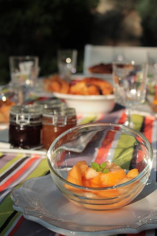 Mas De La Douceur Bed & Breakfast Saint-Andiol Dış mekan fotoğraf