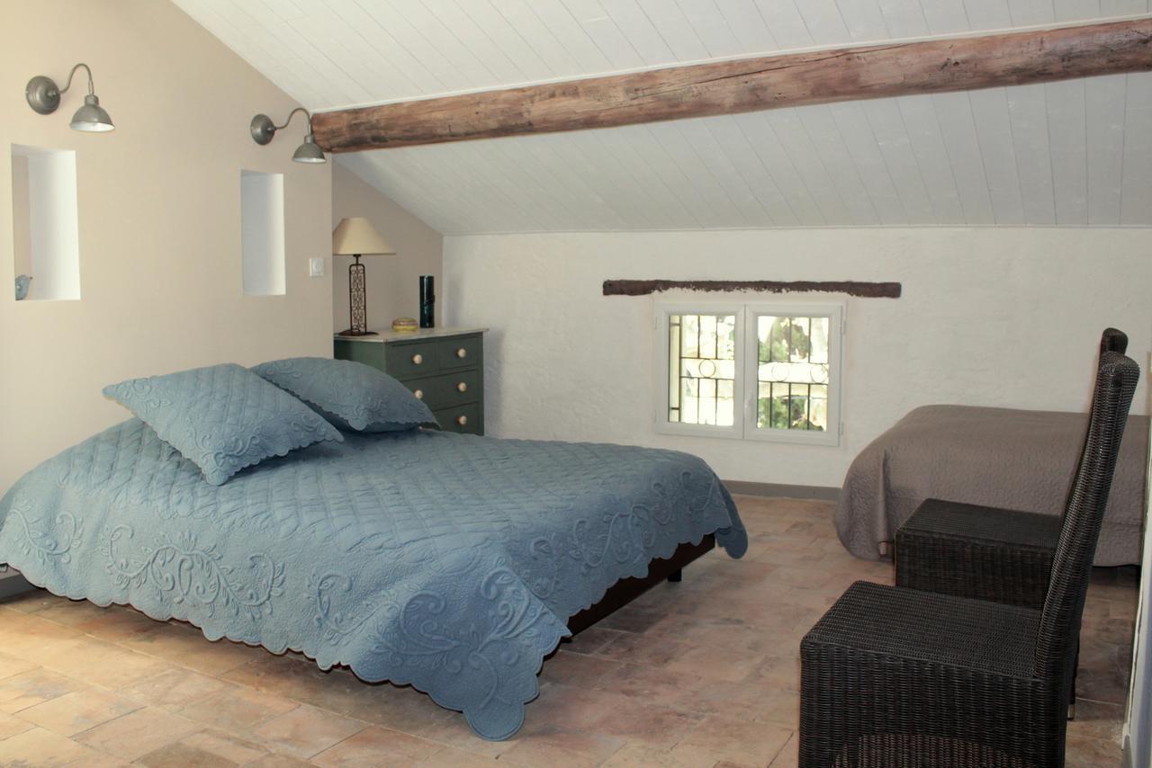 Mas De La Douceur Bed & Breakfast Saint-Andiol Dış mekan fotoğraf