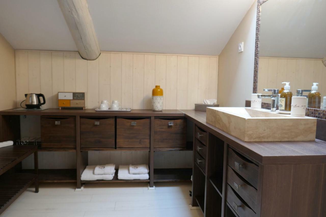 Mas De La Douceur Bed & Breakfast Saint-Andiol Dış mekan fotoğraf
